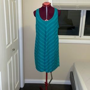 North Face casual dress XL